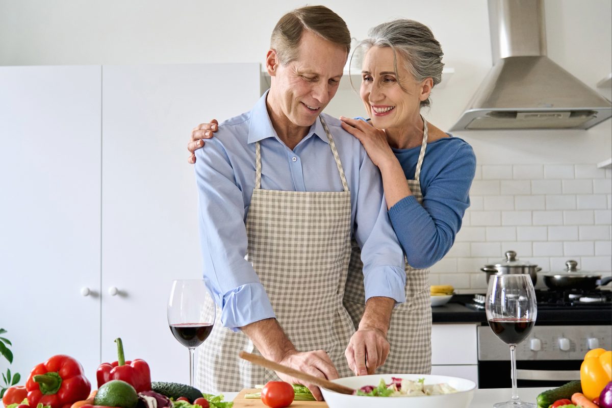 Moradores felizes no lar administrado pela Sindicompany